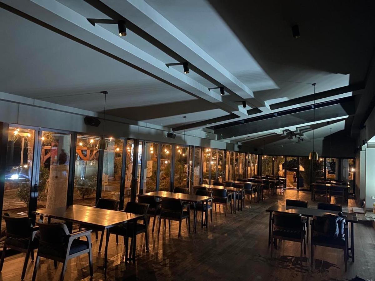 Hotel Cami Debar Exterior foto